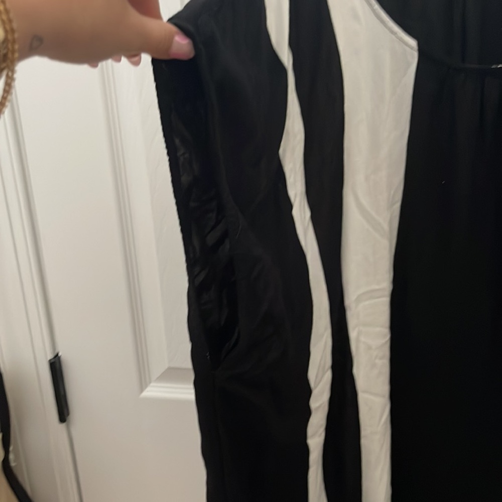 Roxy Coverup - Picture 2 of 4